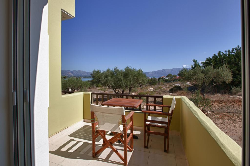 Psaromatis Hotel Elafonissos Exterior photo