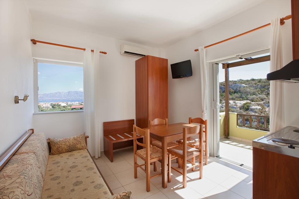 Psaromatis Hotel Elafonissos Room photo